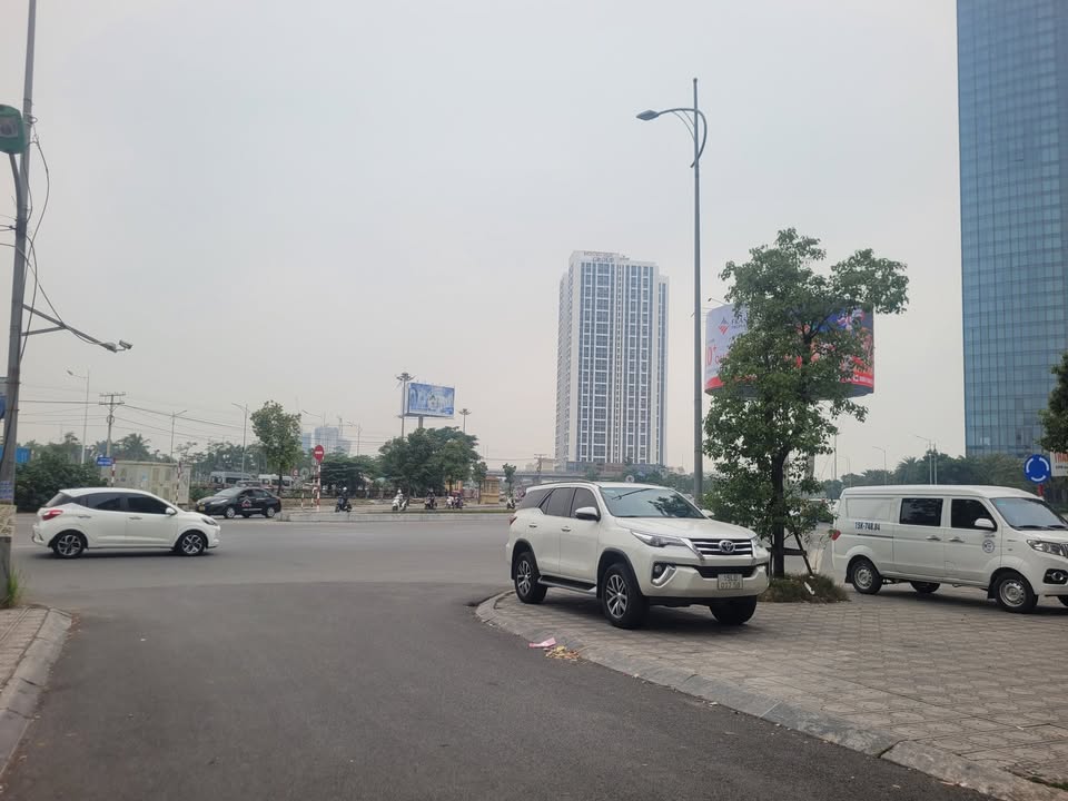 Đất nền khu TĐC Thượng Lý 48m² giá chỉ 4.8 tỷ - Vị trí đắc địa, tiện ích đầy đủ!