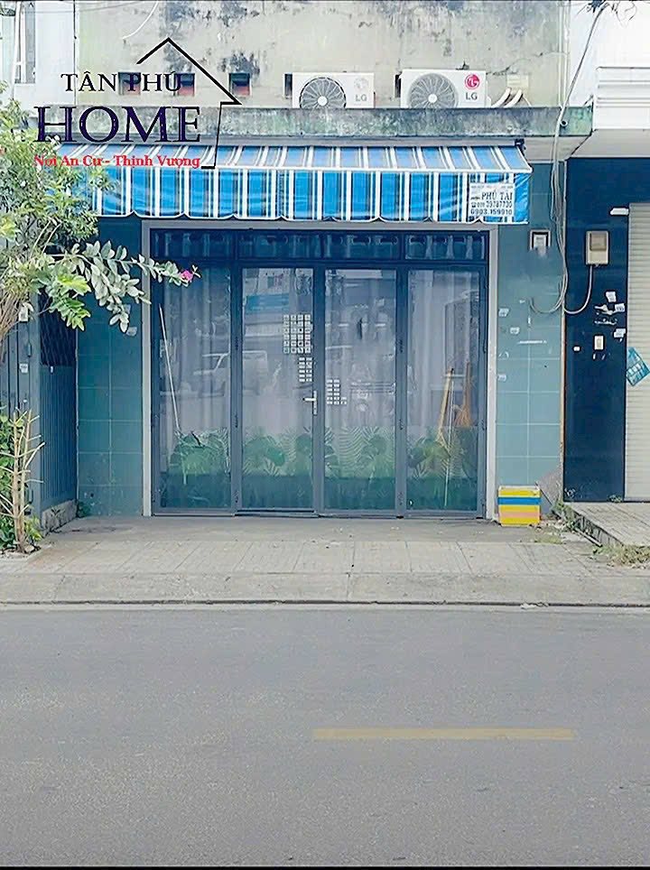 Nhà mặt tiền đường Đô Đốc Long, Tân Phú 52m² giá 8 triệu - Nội thất đầy đủ, kinh doanh thuận lợi!