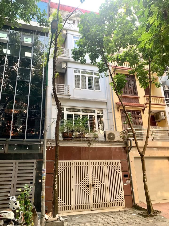 Nhà liền kề Xa La, Hà Đông 75m² giá 18 triệu - Phù hợp cho văn phòng, công ty!