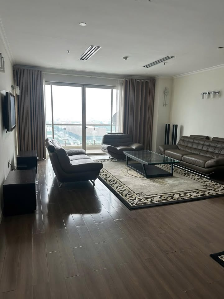 Căn hộ Lạc Hồng Hải Phòng 155m² giá 5 tỷ - Full nội thất, sổ đỏ lâu dài!