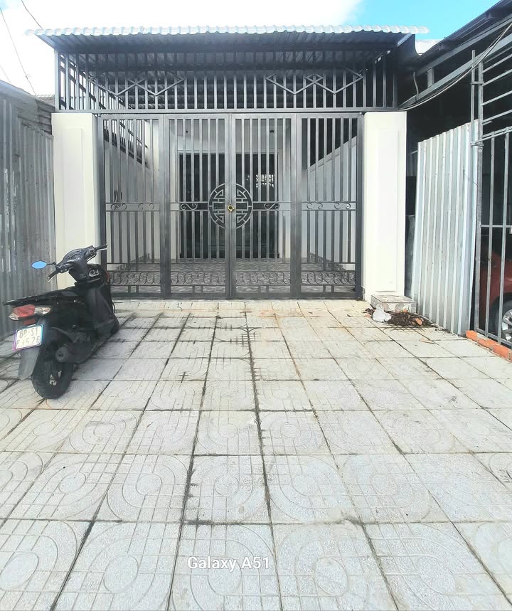 Nhà phố mặt tiền đường Lâm Quang Ky, An Hòa, Rạch Giá 135m² giá 2.79 tỷ - Hỗ trợ ngân hàng