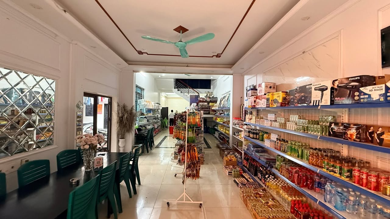 Nhà Kinh Doanh Dòng Tiền tại Bắc Giang 200m² giá 8 tỷ - Đang cho thuê 38 triệu/tháng!