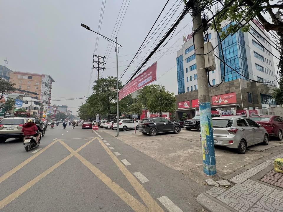 Nhà phố Nông Trang, Việt Trì 97m² giá 5 tỷ - Sẵn sàng vào ở ngay!