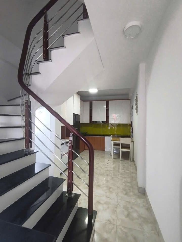 Nhà riêng Trạm Trôi 32m² giá 4 tỷ - Sẵn sàng vào ở ngay!