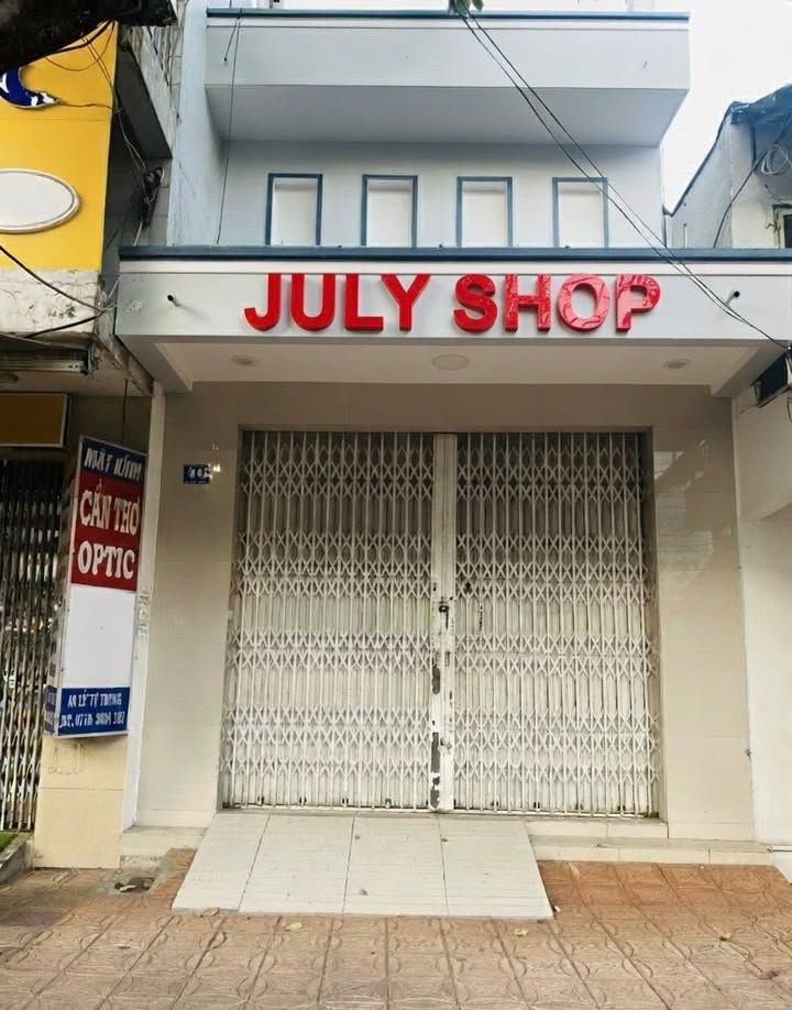 Cho thuê nhà mặt tiền Lý Tự Trọng, Ninh Kiều 90m² giá 18 triệu - Kinh doanh thuận lợi!