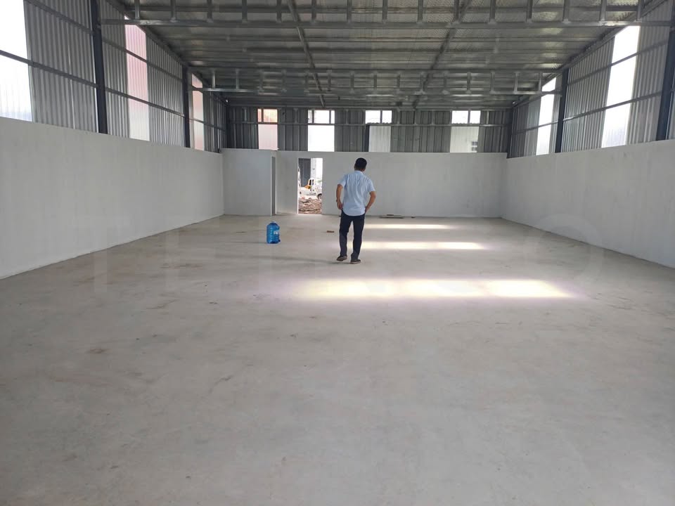 Kho xưởng cho thuê 180m² tại KDC Hồng Loan, Cái Răng, Cần Thơ - Giá chỉ 12 triệu/tháng!
