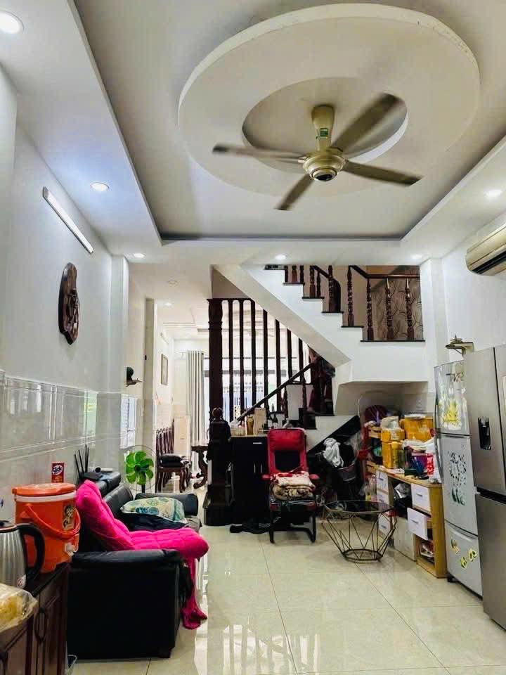 Nhà 3 tầng hẻm xe hơi 68m² Phước Long B giá 6.45 tỷ - Sẵn sàng vào ở!