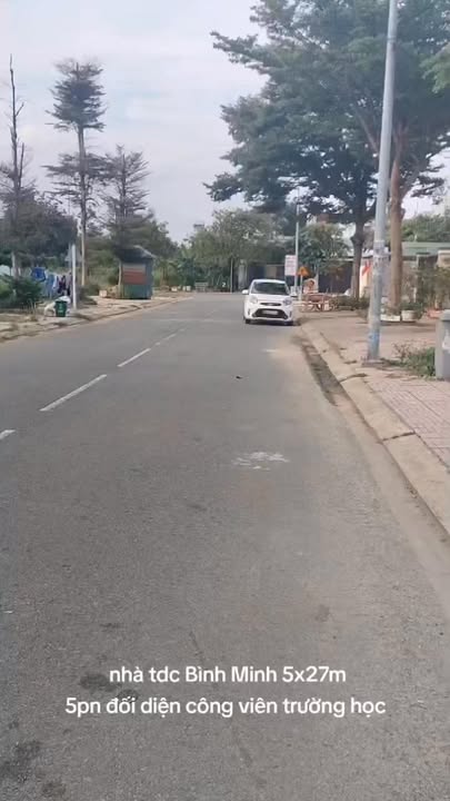 Nhà 135m² tại khu tái định cư Bình Minh, Trảng Bom - Gần công viên và trường học!