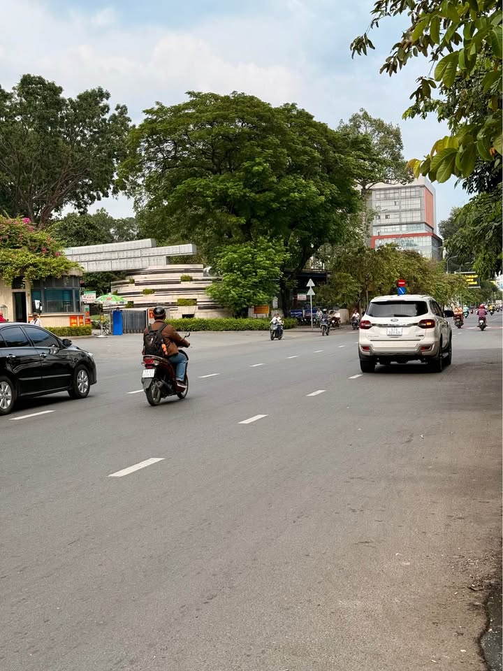 Đất nền khu vực Nguyễn Thái Sơn, Gò Vấp 941m² giá 155 tỷ - Cơ hội đầu tư sinh lời!