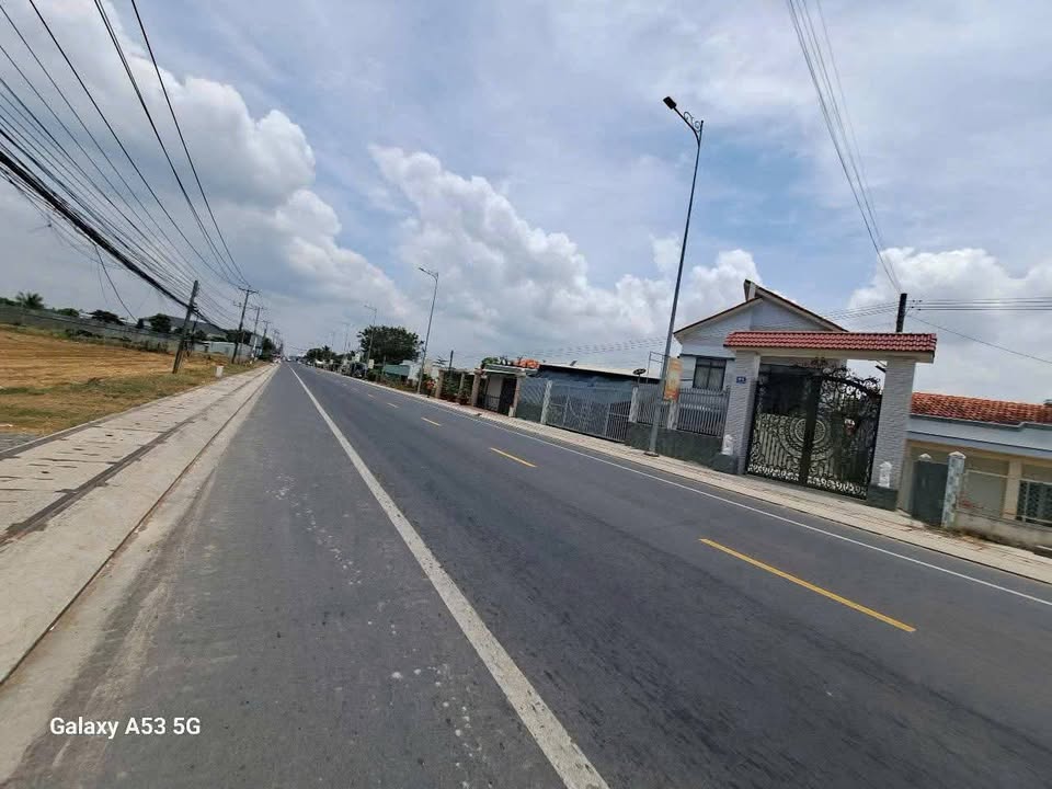 Farm tại xã Nhơn Thạnh Trung, Tân An 4000m² giá 19 tỷ - Cần bán gấp, thương lượng mạnh tay!