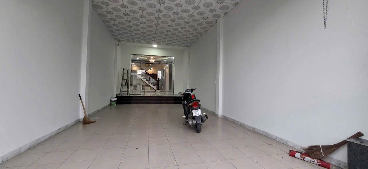 Nhà cho thuê mặt tiền kinh doanh Trảng Dài 135m² - Phù hợp kinh doanh ngay!