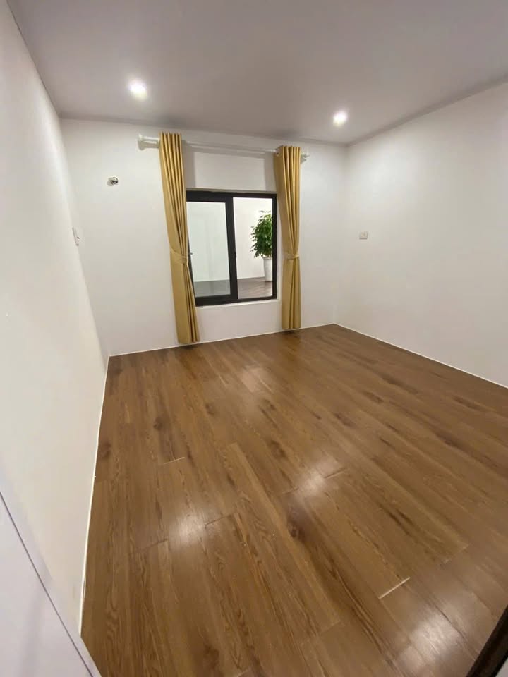 Nhà 2 tầng chính chủ tại Phú Sơn - 42.6m² giá 1.6 tỷ - Tiện ích đầy đủ!