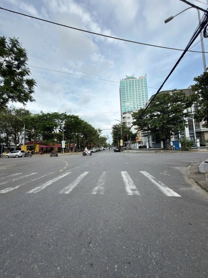 Mặt tiền FrontHouse Triệu Việt Vương 109m² giá thỏa thuận - Vị trí siêu đắc địa gần biển!