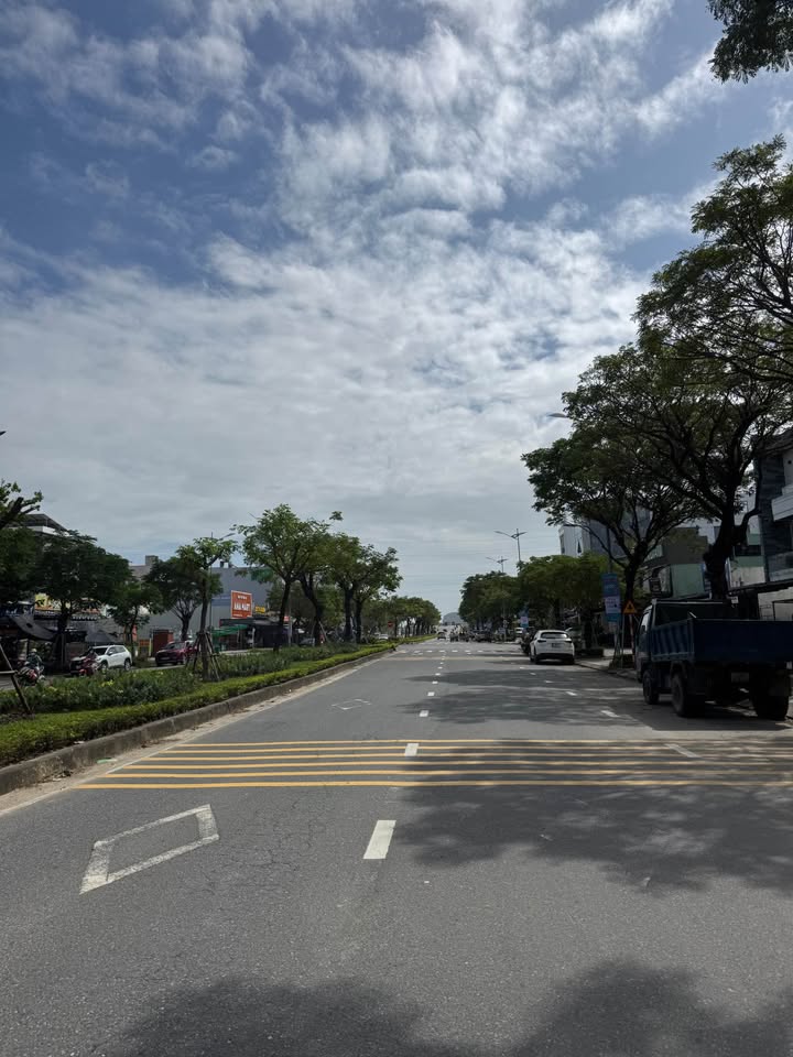 Đất nền liền kề đường Hồ Trung Lượng 225m² giá 15 tỷ - Cơ hội đầu tư hấp dẫn!