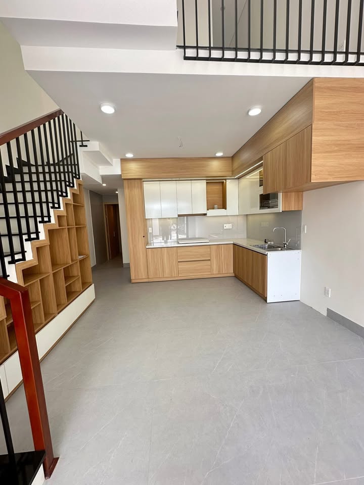 Nhà 2 tầng Hòa Xuân 110m² giá 6.8 tỷ - Vị trí thuận lợi, đầy đủ tiện nghi!