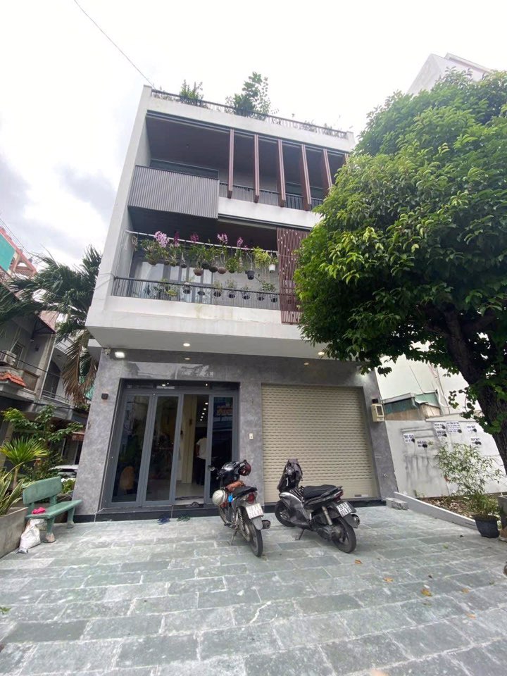 Nhà phố Tân Quý, quận Tân Phú - Diện tích 117m² giá 20 tỷ - Full nội thất, thang máy