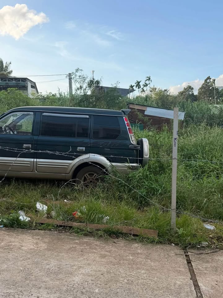 Đất đẹp 2 mặt tiền Hẻm 235 Nguyễn Văn Cừ 180m² chỉ 2.5 tỷ - Đầu tư thông minh!