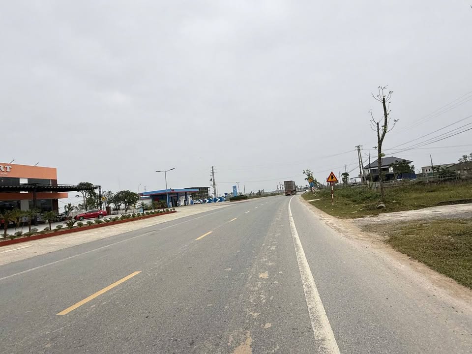 Đất kinh doanh mặt đường Quốc lộ 15B, xã Việt Xuyên, 160m² giá 4.95 tỷ - Cơ hội đầu tư hấp dẫn!