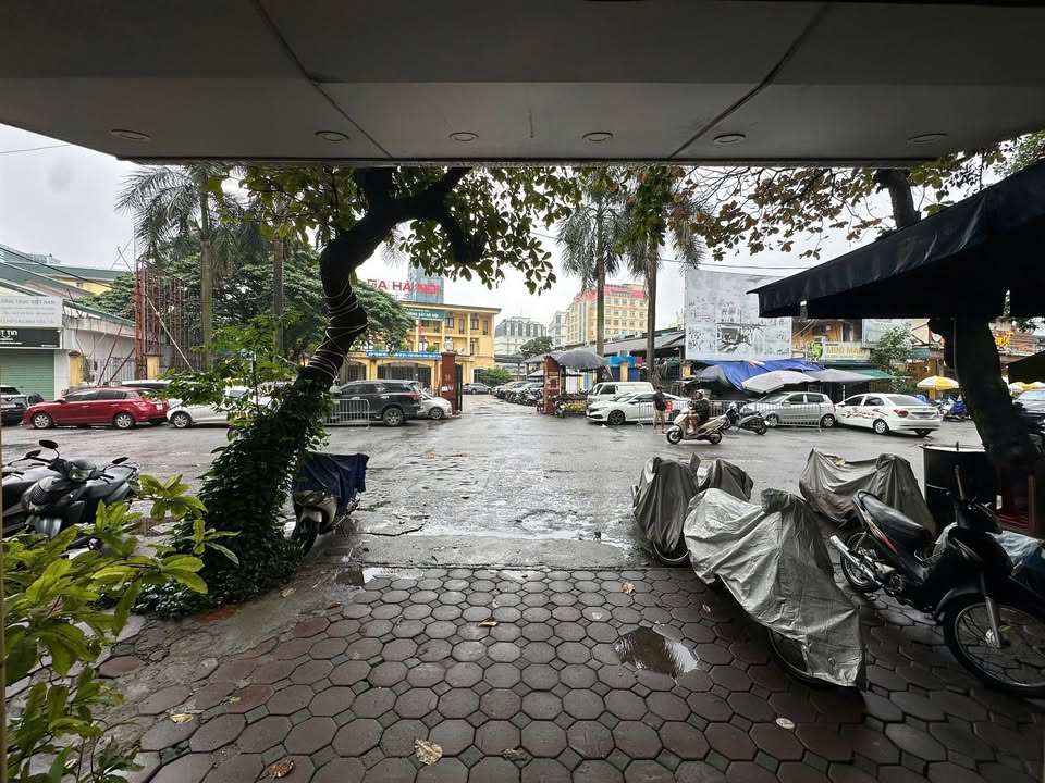 Mặt bằng kinh doanh cho thuê đường Trần Quý Cáp, Đống Đa 70m² giá 12 triệu - Phù hợp mô hình sạch!