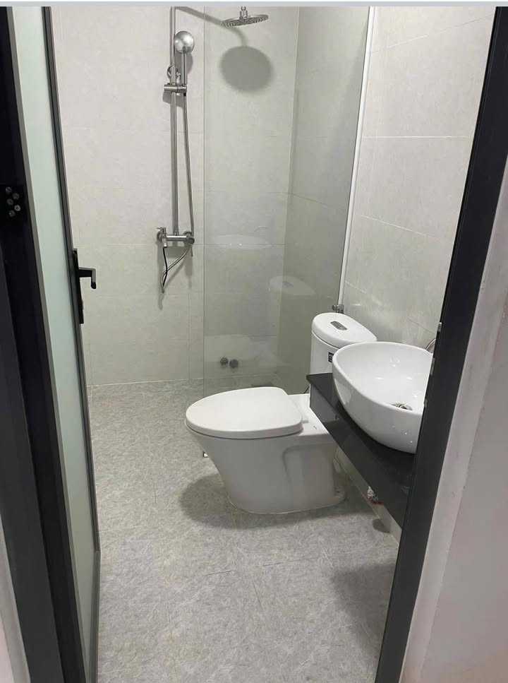 Khách sạn mặt tiền Đa Minh, Cam Ly, Đà Lạt 106m² giá 13.5 tỷ - Cơ hội đầu tư hấp dẫn!