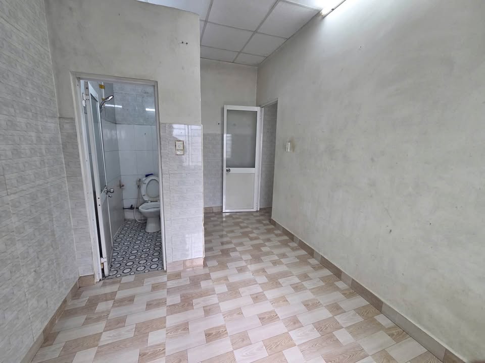 Nhà đẹp 2 tầng Kiệt 458 Ông Ích Khiêm 41m² giá 3.25 tỷ - Sẵn sàng cho thuê!