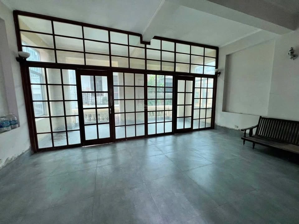 Nhà cho thuê ngõ 51 Lò Đúc 80m² giá 22 triệu - Thích hợp cho gia đình và văn phòng!