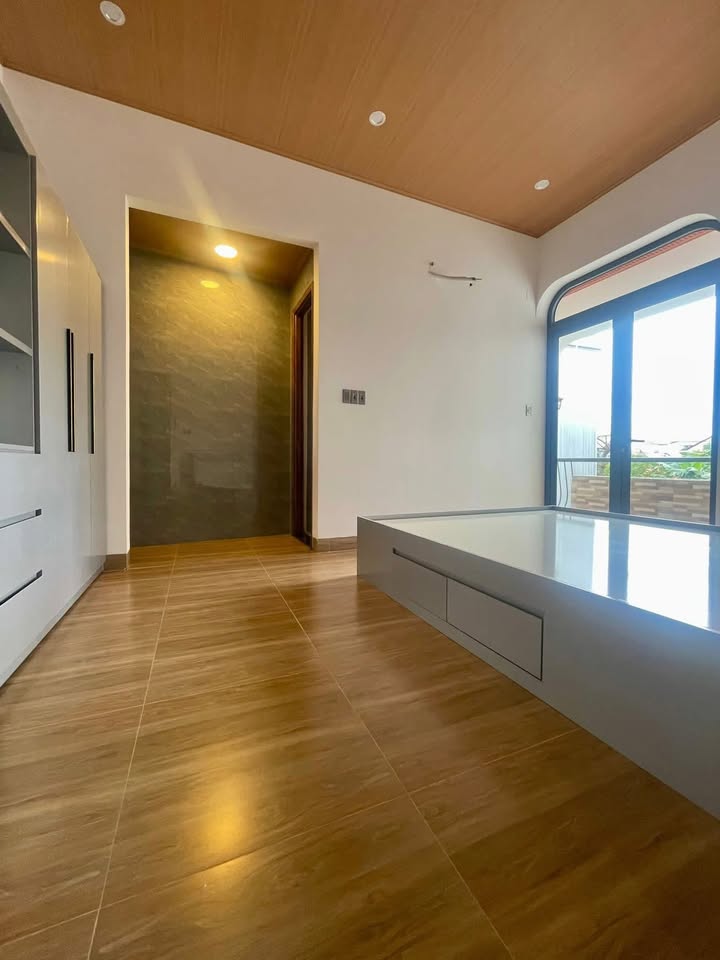 Nhà đẹp phường Phú Thượng, TP Huế 73m² giá 2.95 tỷ - Vị trí đắc địa, ô tô vào tận nơi!