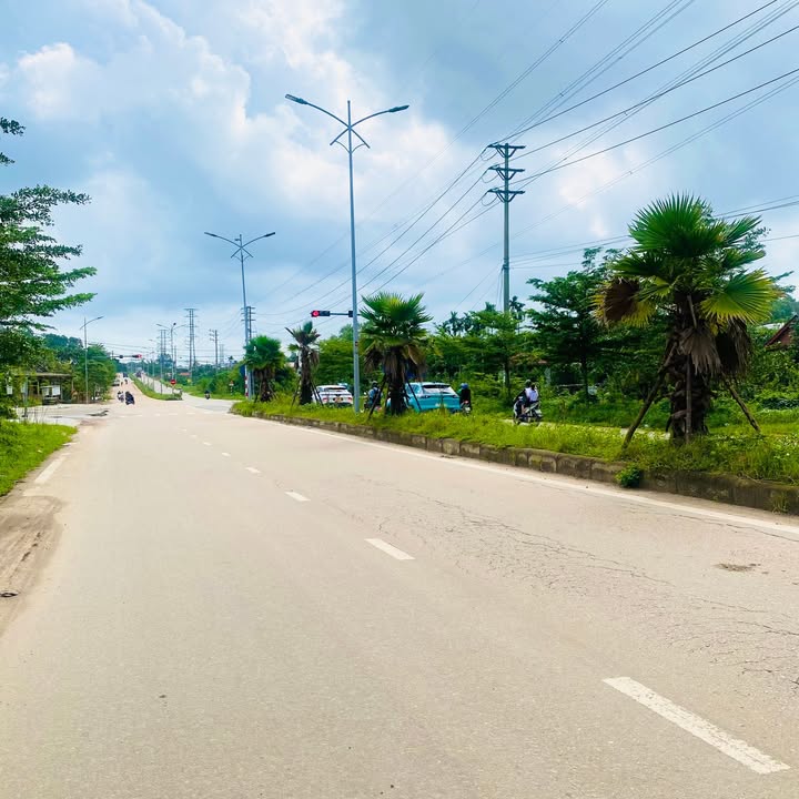 FrontHouse Phùng Quán Huế 110m² giá 2.2 tỷ - Mặt tiền kinh doanh đắc địa!