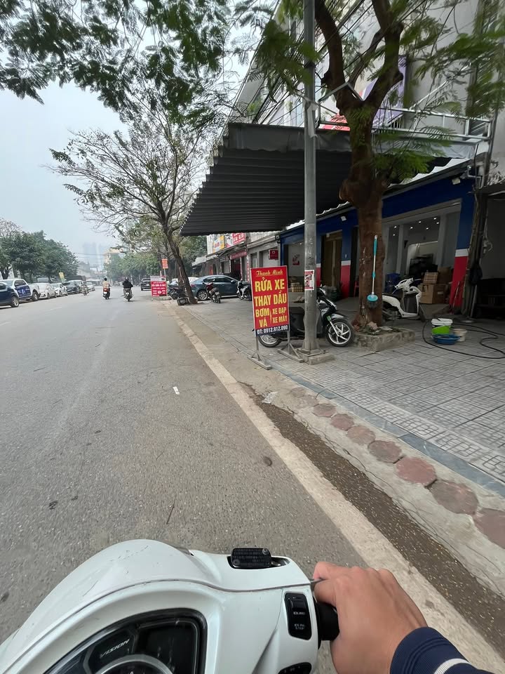 Townhouse cho thuê tại KĐT Văn Phú, Hà Đông 60m² giá 18 triệu - Phù hợp cho kinh doanh