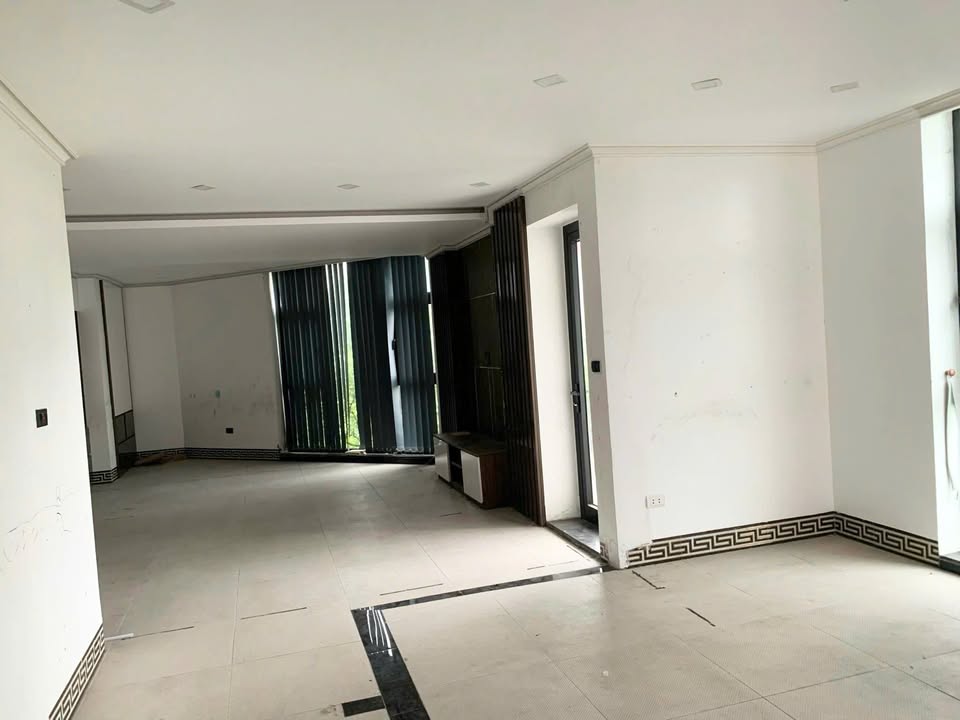 Sàn văn phòng Xa La Hà Đông 66m² giá chỉ 6 triệu - Lô góc thoáng mát!