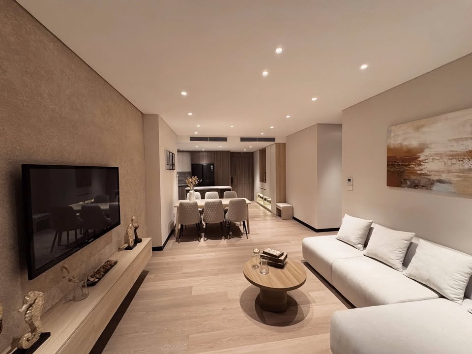 Căn hộ Kosmo 161 Xuân La 84m² giá 10 tỷ - Full nội thất đẹp, hỗ trợ vay ngân hàng!