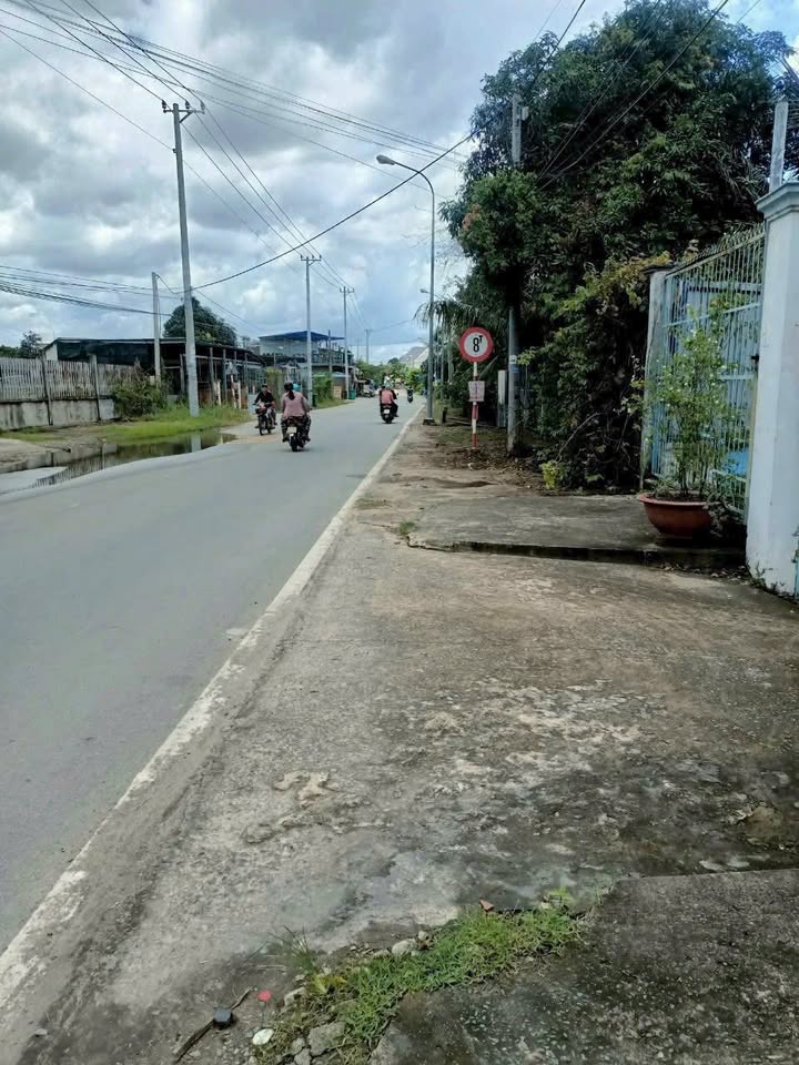 Đất 2 mặt tiền đường nhựa tại Hưng Định, 502m² giá 17 tỷ - Cơ hội đầu tư hấp dẫn!