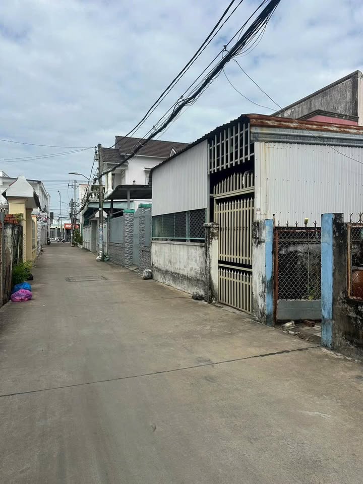 Nhà cấp 4 hẻm 29 Nguyễn Thông, 90m² giá chỉ 2.65 tỷ - Cơ hội đầu tư hấp dẫn!