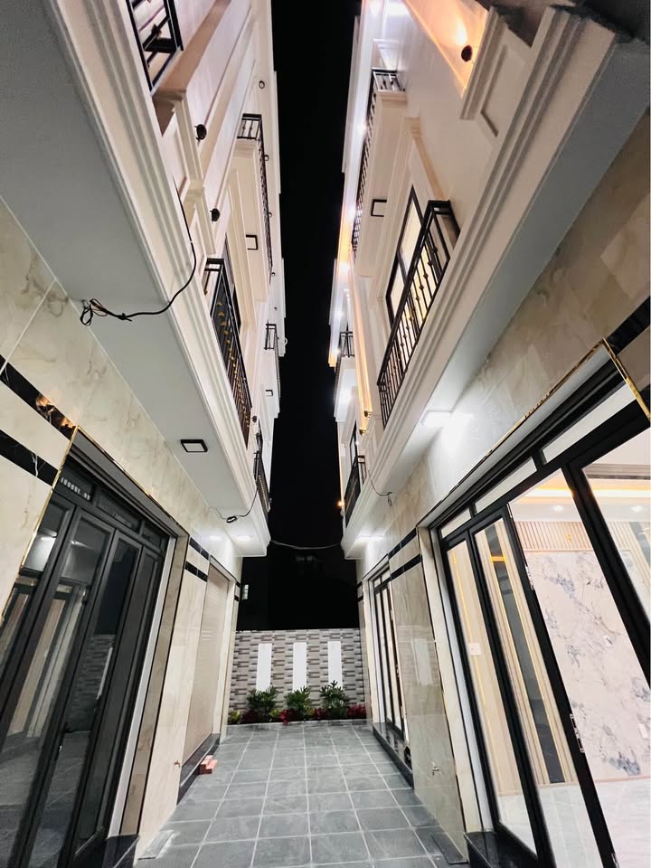 Nhà 3 tầng Tràng Cát 41m² giá chỉ 200 triệu - Sẵn sàng vào ở!