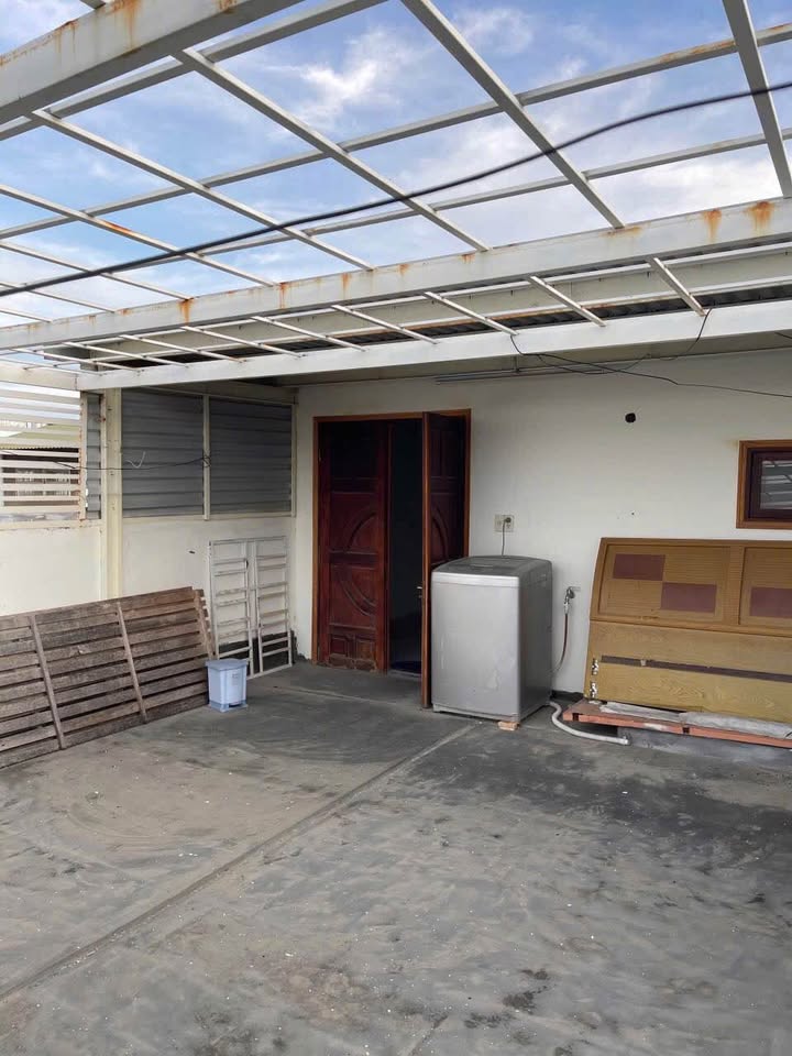 Nhà 3 Tầng Mặt Đường 16/04, Phường Đông Hải, 90m² giá 6.8 tỷ - Kinh doanh sầm uất!