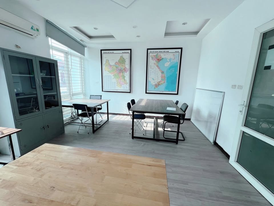 Văn phòng cho thuê tại Bến xe Mỹ Đình, Cầu Giấy 35m² giá 5.5 triệu - Hoạt động ngay!