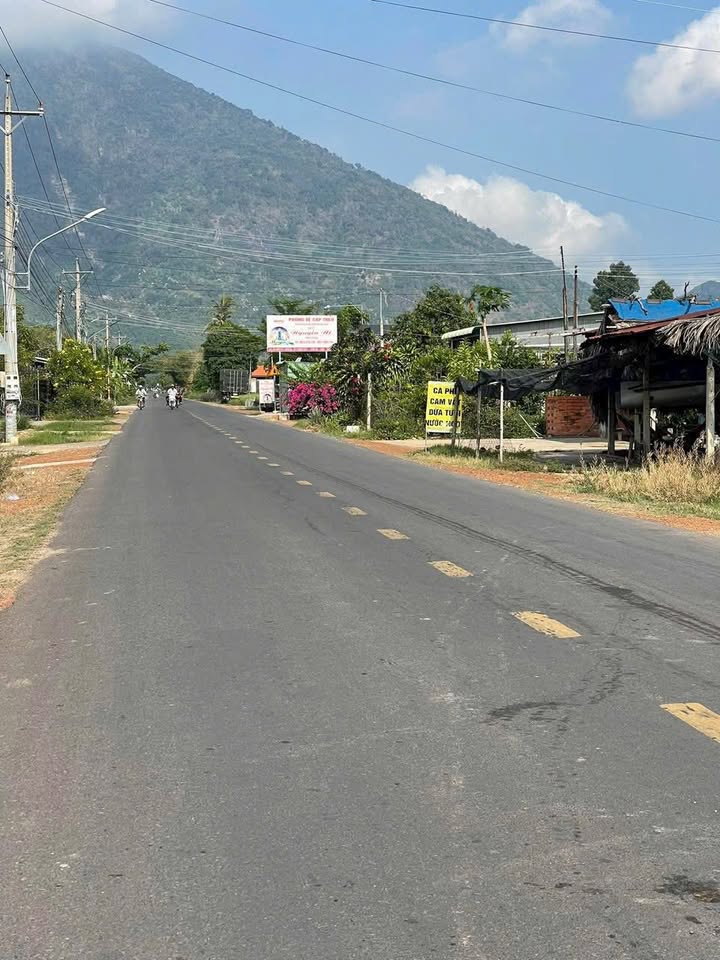 Đất mặt tiền Suối Đá, Dương Minh Châu, 150m² giá 839 triệu - Kinh doanh thuận lợi!