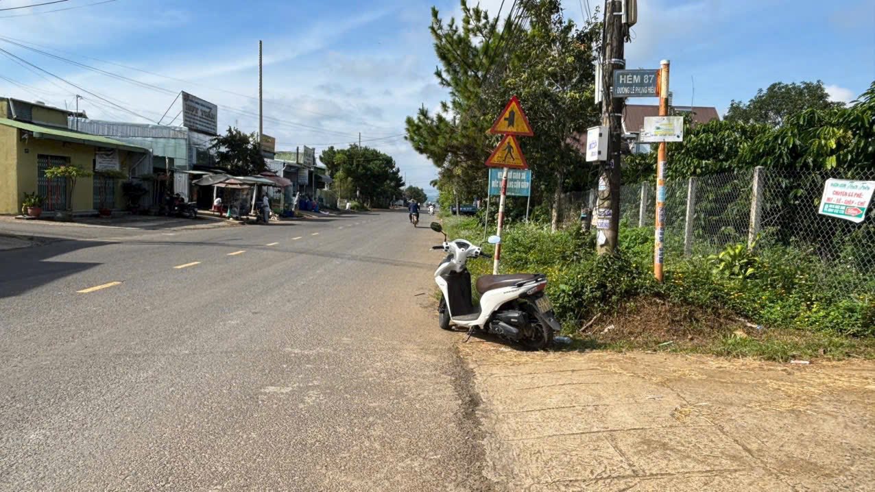 Đất nền hẻm 87 Lê Phụng Hiểu, Bảo Lộc 282m² giá 1.85 tỷ - Cơ hội đầu tư tuyệt vời!