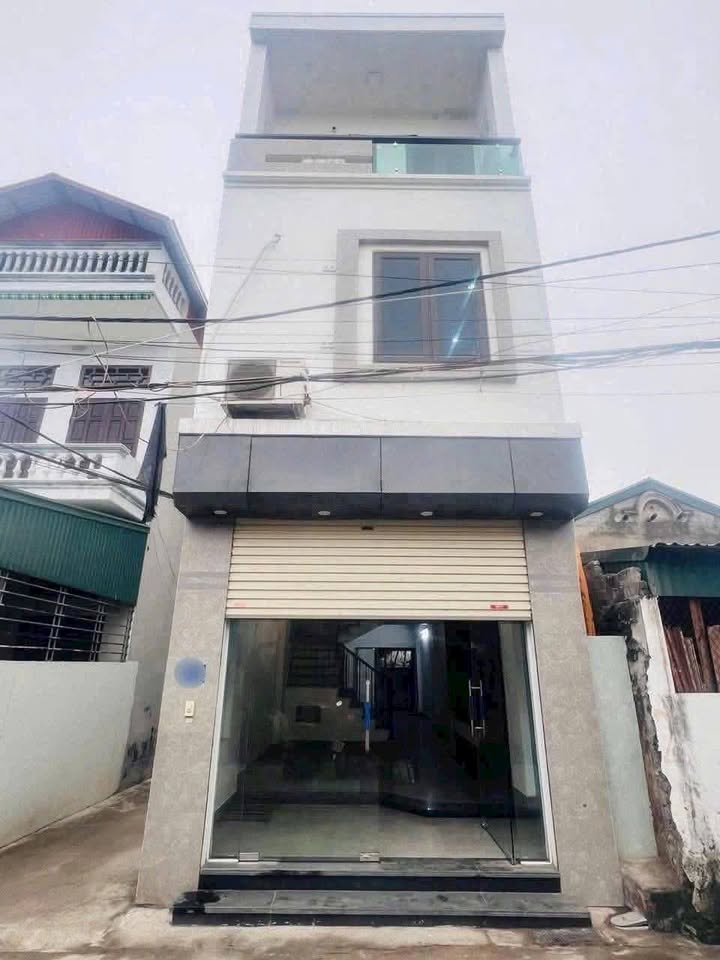 Nhà 3 tầng phường Hải Tân 50.5m² giá 2.39 tỷ - Vị trí ngõ thông rộng rãi!