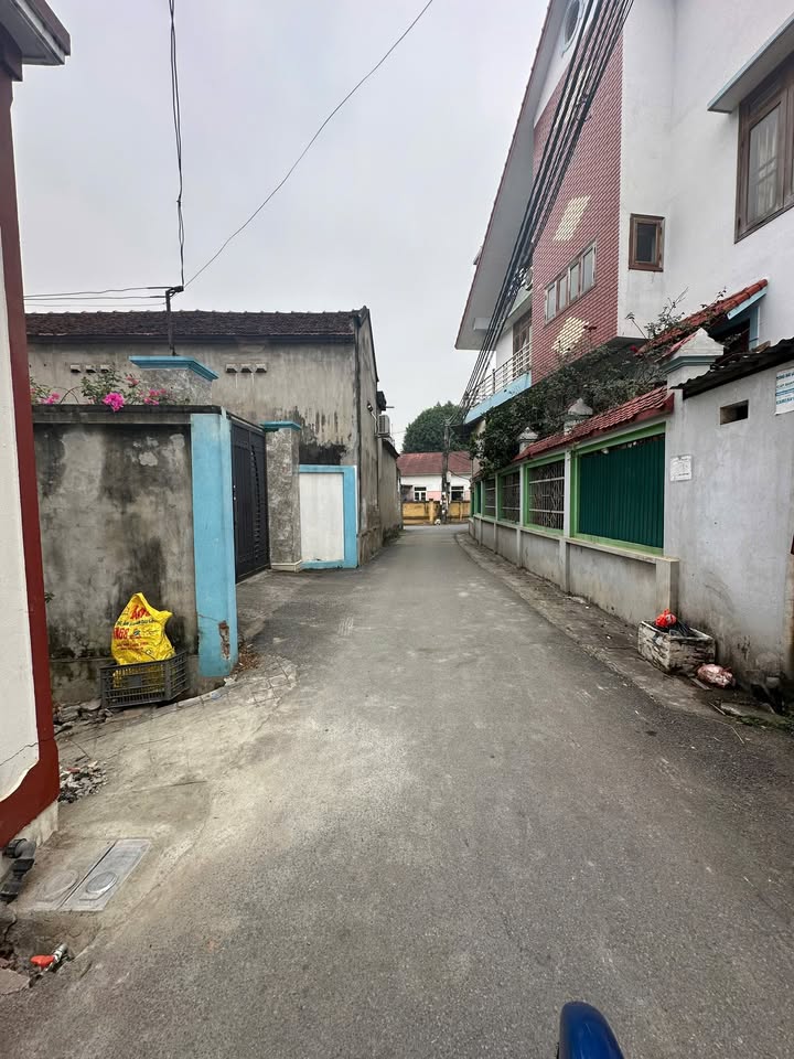 Đất thổ cư Hương Canh 200m² giá 2 tỷ - Cơ hội đầu tư hiếm có!