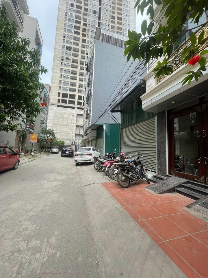 Cho thuê nhà mặt phố Vạn Phúc, Hà Đông 50m² giá 26 triệu - Nhà mới, có thang máy!