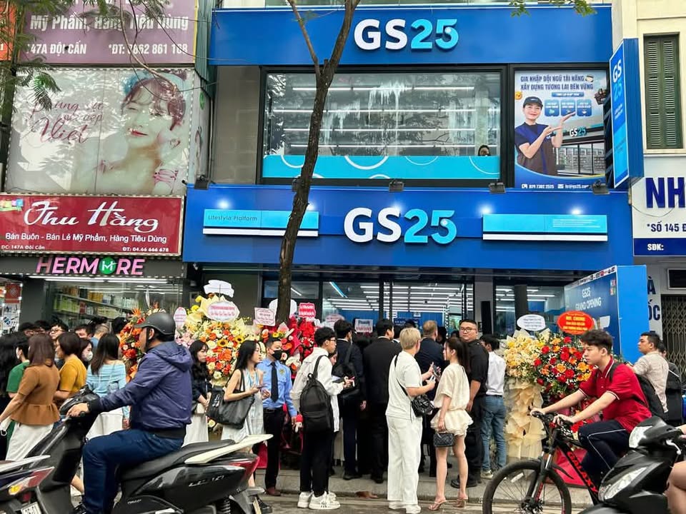 Cho thuê mặt bằng kinh doanh mặt phố Trung Kính 90m² giá 65 triệu - Kinh doanh sầm uất!