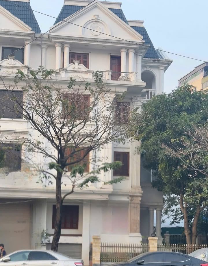 Cho thuê nhà liền kề TP Giao Lưu 100m² giá 65 triệu - Phù hợp văn phòng, spa, trung tâm dạy học!