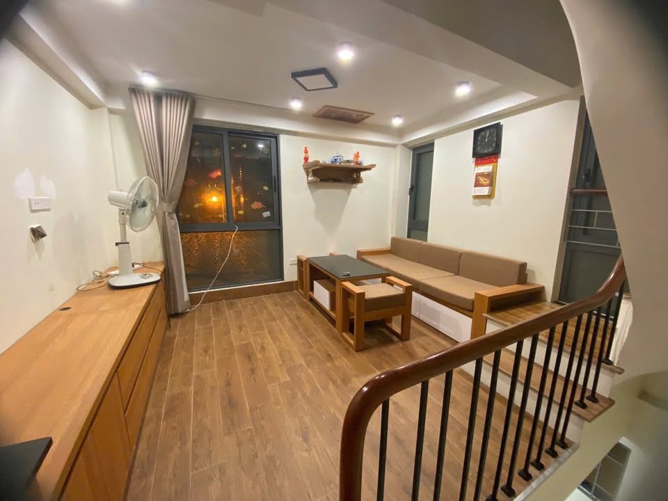 Nhà nguyên căn tại Ba Đình 3PN/4WC giá 15 triệu - Tiện nghi đầy đủ!