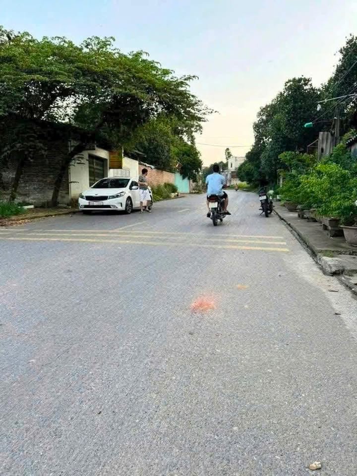 Bán đất mặt đường Dốc Cóc, Tiên Du 71m² giá 3 tỷ - Sổ đỏ chính chủ