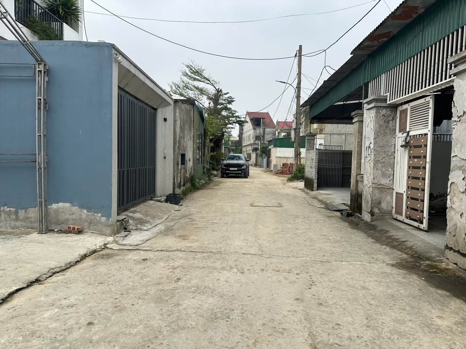 Đất nền Nghi Phú 100m² giá 2 tỷ - Mặt tiền rộng, ô tô vào tận nhà!