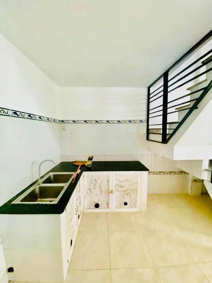 Nhà phố 2 mặt tiền Bùi Minh Trực 40m² giá 4 tỷ - Sẵn sàng vào ở ngay!