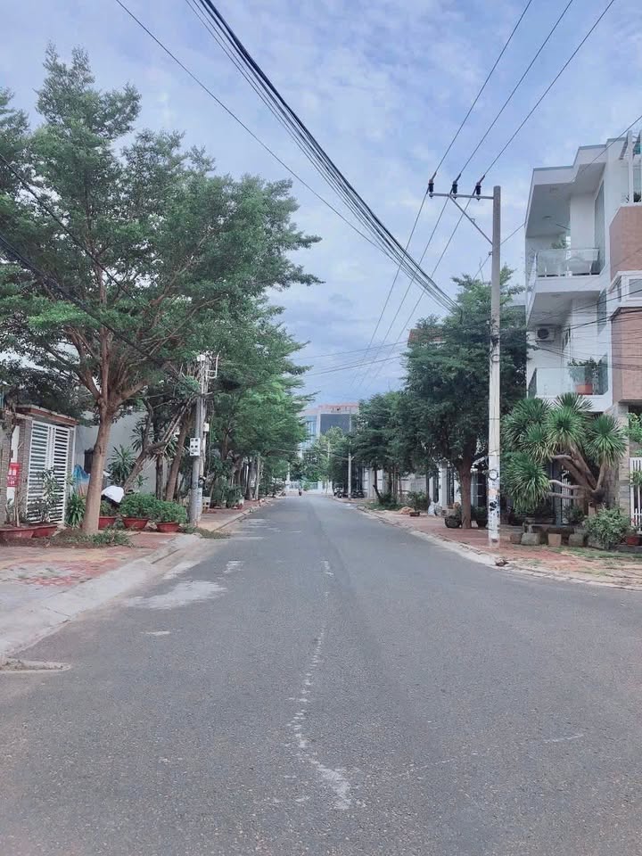 Đất thổ cư Xuân An Phan Thiết 100m² giá 3.5 tỷ - Vị trí đắc địa, đầy đủ tiện ích!