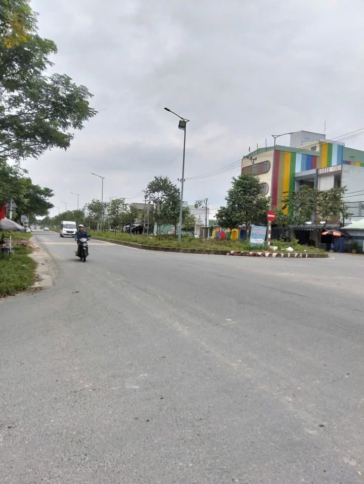 Đất nền Hòa Tiến Đà Nẵng 150m² giá 2 tỷ - Đường ô tô thông thoáng!