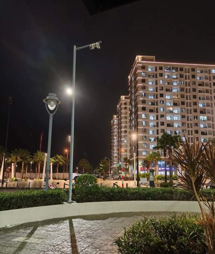 Căn hộ FPT Plaza 1 Đà Nẵng 69m² giá 2.9 tỷ - Full nội thất, view hồ bơi